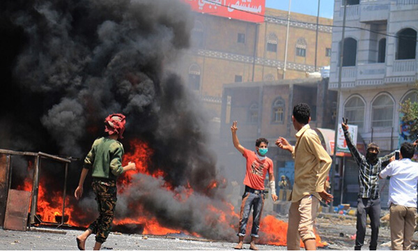 ��������֮��������� ������λ�ڱ���