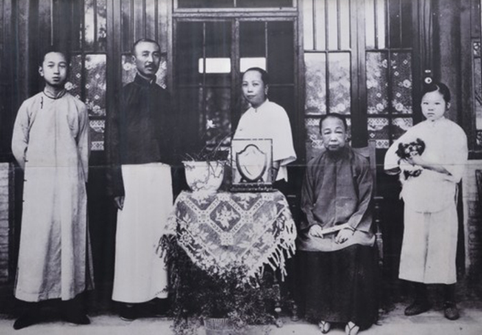 �����̣�˽����ʷ����Ǯѧɭ�ɲ�֮��