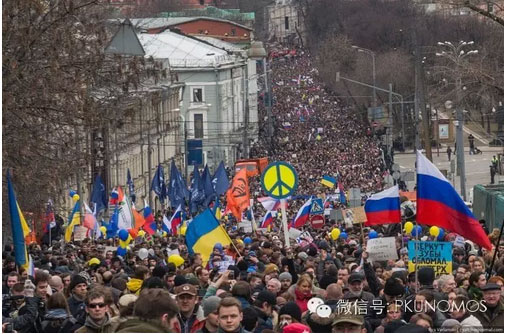 �����ĺ������������ھ����ж�Զ��