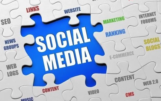 �������漯�Ŷ�ý�廰��Ȩ��Ӱ�������