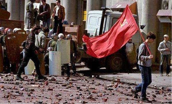 ������ʶ��̬����ʼ�������׼��۵�