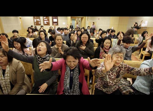 ������ʿ���ͻ�˹̹����:�����й������ڰʹ���