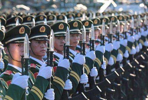 �ٷ���Ӧ�������侯ֹͣ�г��������������������