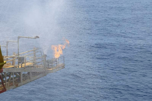 ��ȼ��������ҵ�����ɻ��ж�Զ