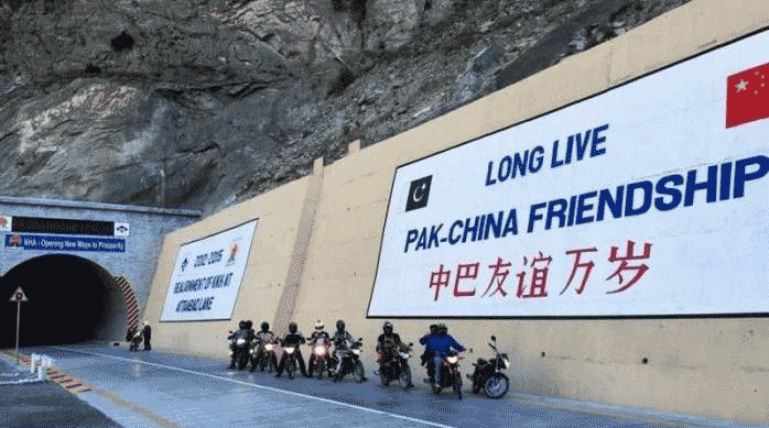 ��ý�����а;������ȡ���ͻ�˹̹���Ժ�