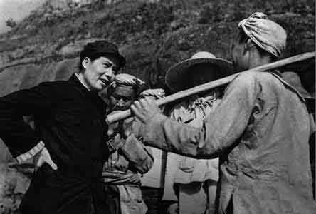 ��սʱ���й�������Ϊ����Ӯ�ù�����������Ȩ��