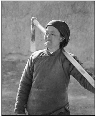 ������磺��կ��һ��Ů������Ա����˵