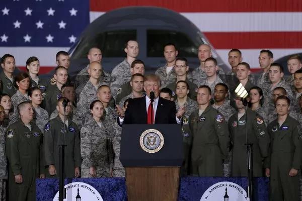 ������ս�ǹ��ʣ��۰����µ������վ���δ�ȥ